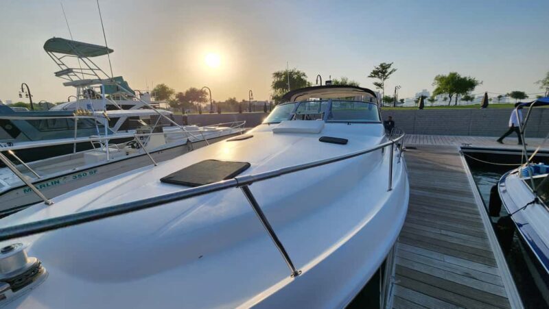 Doha: Luxury Boat Tour - Key Points