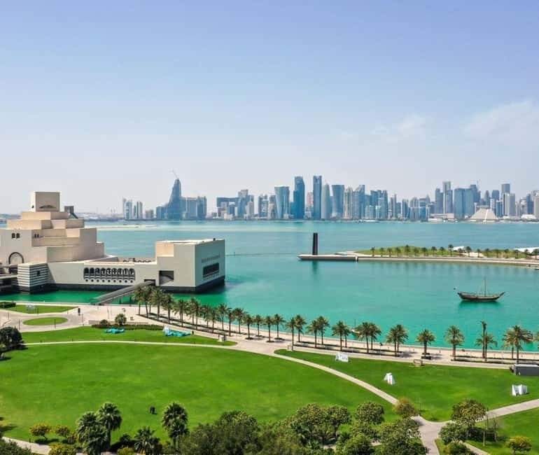 Doha: Skyline Kayak Guided Tour by MIA and The Pearl - Exploring the Kayak Tour in Detail