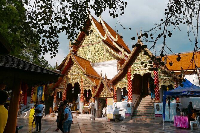 Doi Suthep Temple, Wat Pha Lat, Hmong Village Tour (Comfort Van) - What Makes This Tour Stand Out?