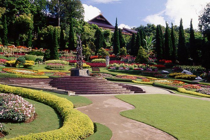 Doi Tung & Royal Villa Guided Cultural Tour - Who Should Consider This Tour?