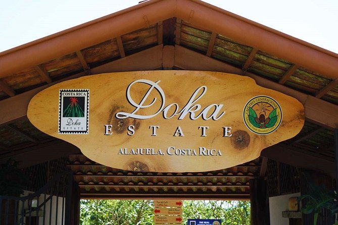 doka-cafe-poas-volcano-and-la-paz-waterfall-garden