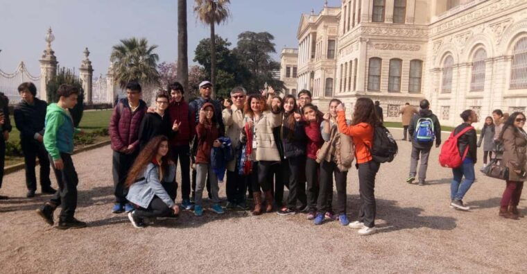 dolmabahce-palace-and-boat-tour
