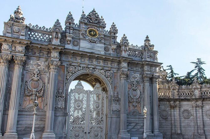 dolmabahce-palace-entry-with-guided-tour-skip-the-ticket-line
