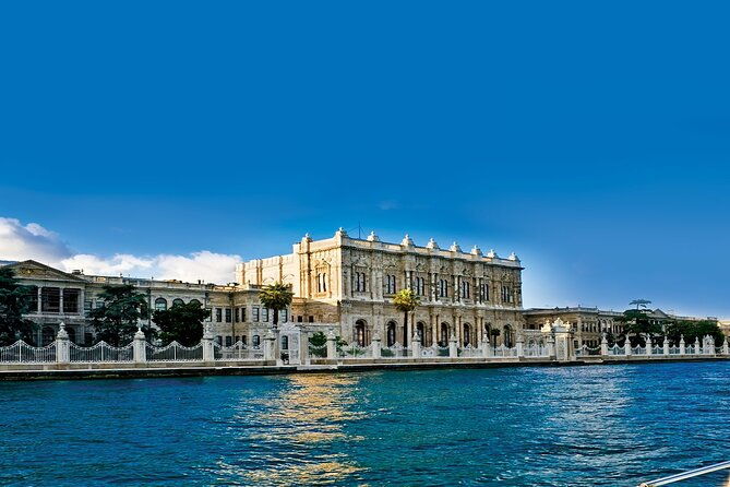 dolmabahce-palace-group-tour-sunset-cruise-2