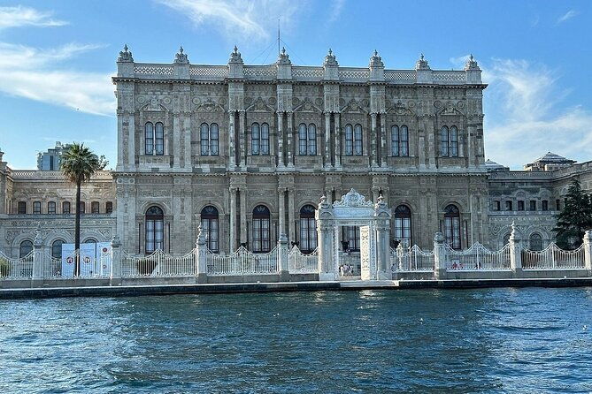 dolmabahce-palace-tour-sunset-cruise-on-luxury-yacht