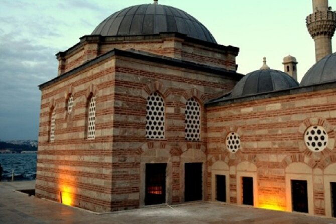 dolmabahce-palace-uskudarasian-side-afternoon-tour-2