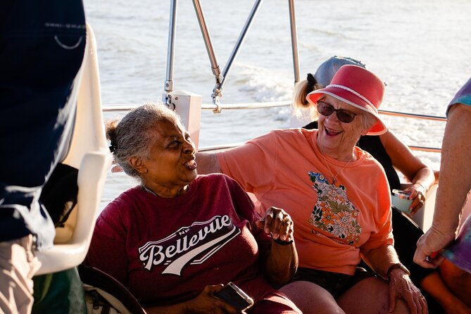 dolphin-and-shelling-cruise-tour-at-fort-myers-beach