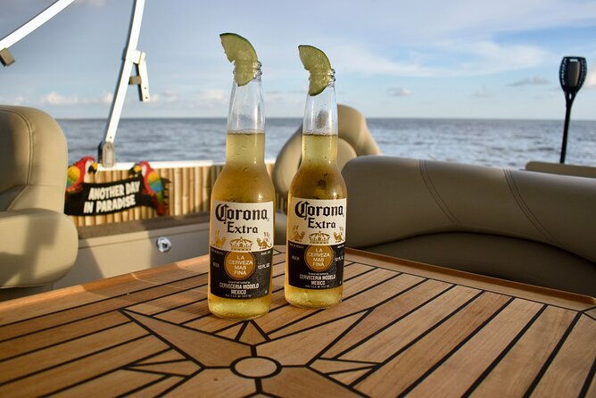 dolphin-tiki-cruise-around-fort-myers-beach