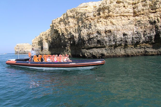 dolphin-watching-and-cave-tour-from-vilamoura-2