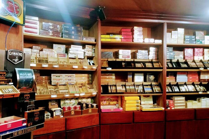 don-lucas-cigars-factory-store-and-souvenirs-guided-tour