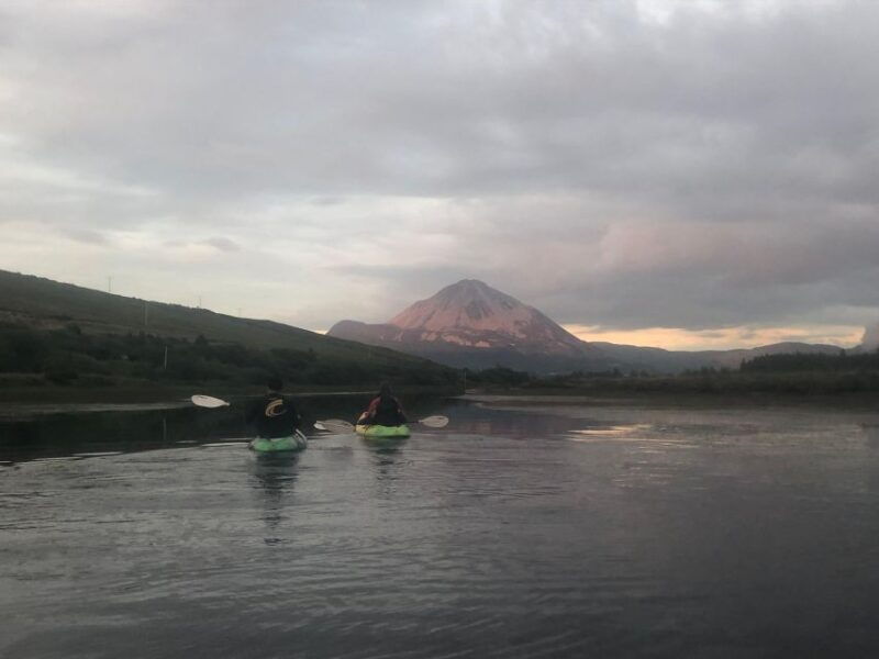 donegal-sunset-kayak-trip-on-dunlewey-lake