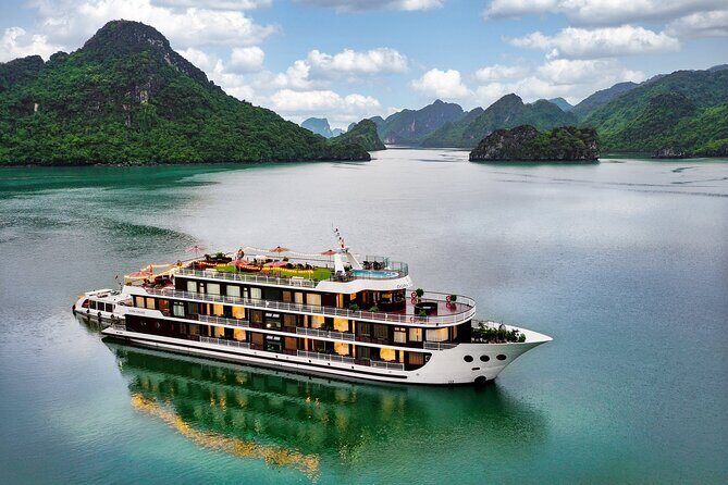Dora Cruise - Luxury 5 Star Cruise in Halong Bay & Lan Ha Bay (2D1N) - Key Points