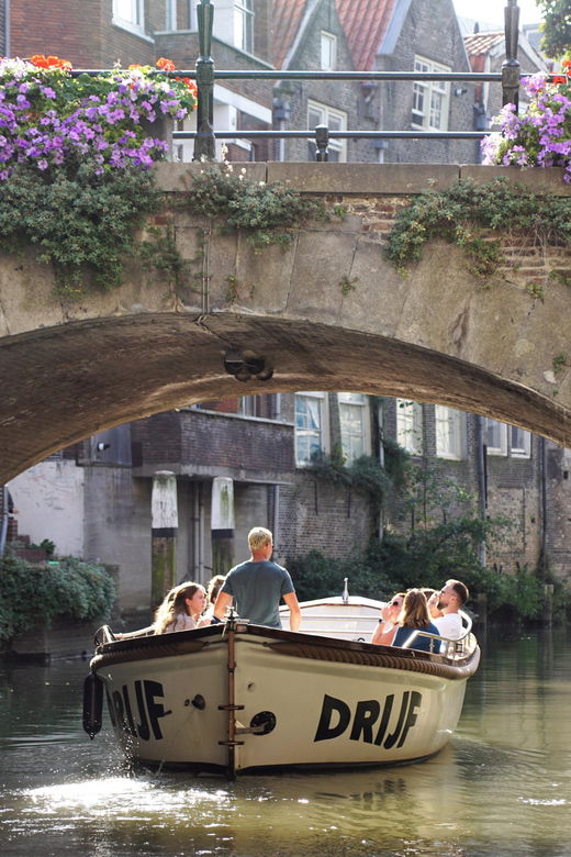dordrecht-city-canal-cruise