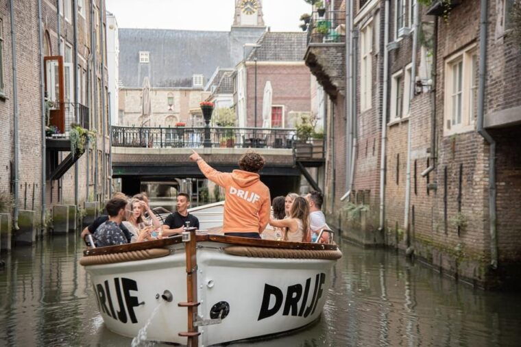 dordrecht-city-canal-cruise