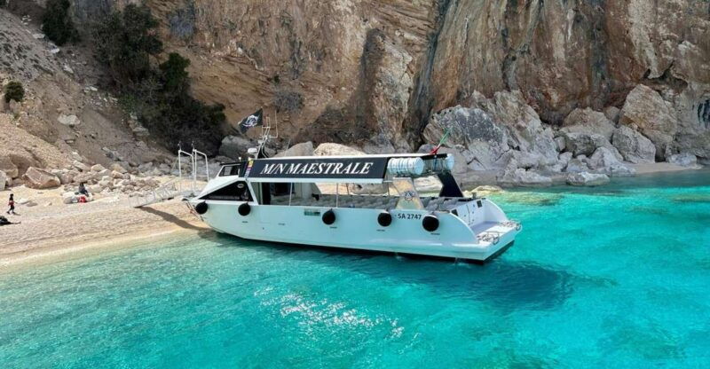 dorgali-cala-luna-boat-trip