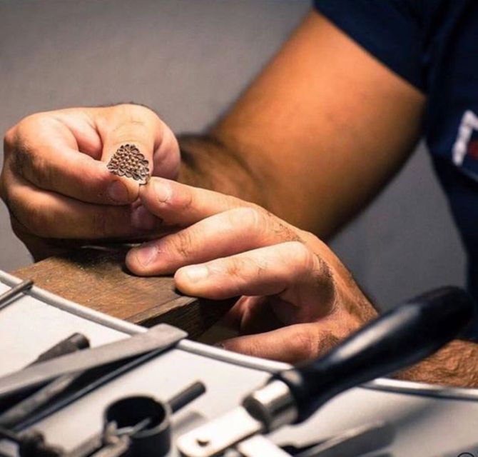 dorgali-visit-a-goldsmiths-lab-of-the-sardinian-filigree