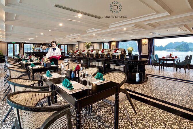 Doris Cruise - 5 Stars Cruise in Halong Bay and Lan Ha Bay (2D1N) - Accommodation and Onboard Experience