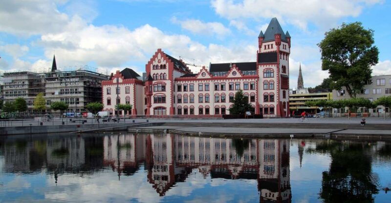 dortmund-guided-walking-tour-with-a-local