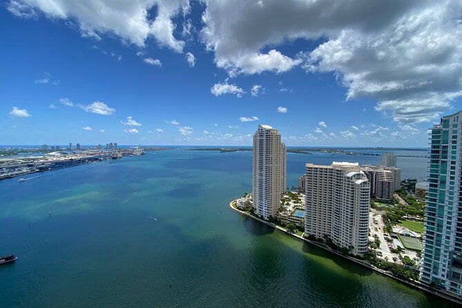 double-decker-city-tour-75-min-miami-cruise-millionaire-homes