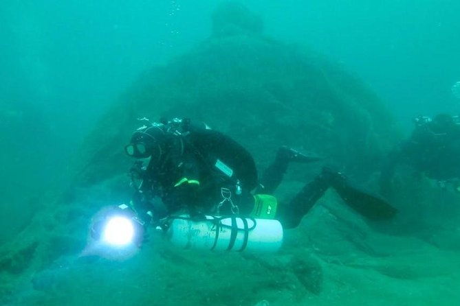 double-dive-in-cascais-go-further-and-go-under
