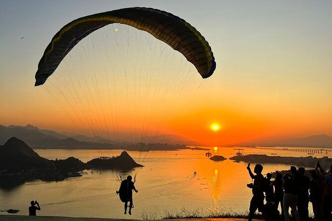 double-paragliding-flight-in-niteroi