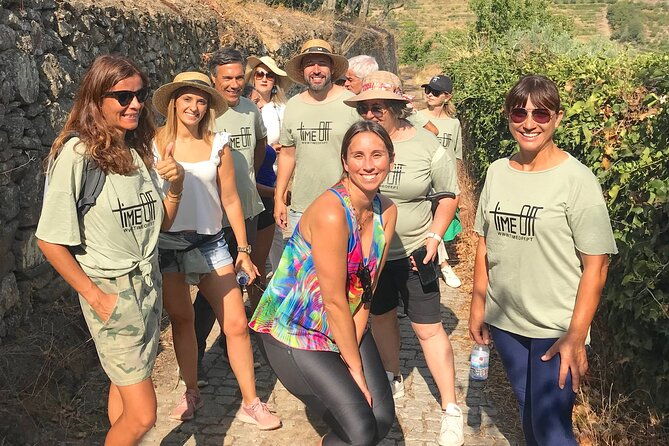 douro-luxury-walking-tour-with-full-lunch-at-quinta-da-pacheca-2