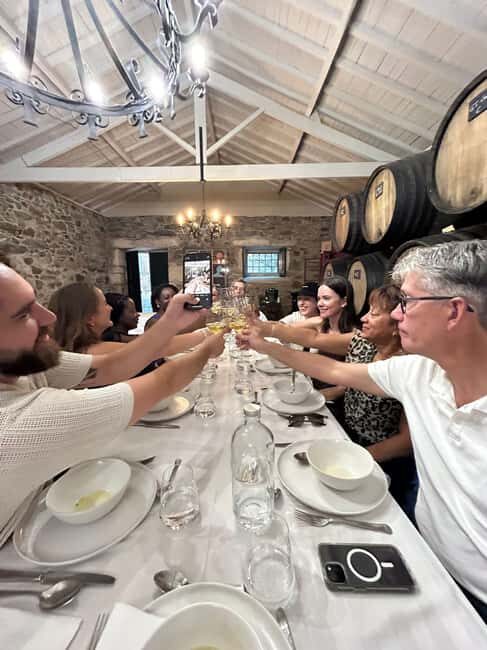 Douro valley: 2 Wineries Lunch at the Winery & 1h Boat Tour - FAQ