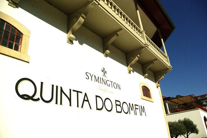 douro-valley-from-casal-de-loivos-to-pinhao-walk-and-wine-tour
