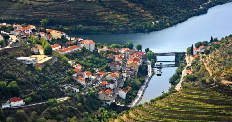 douro-valley-private-airplane-tour-around-the-river-douro