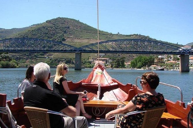 douro-valley-private-tour-with-lunch-and-wine-estate-all-inclusive