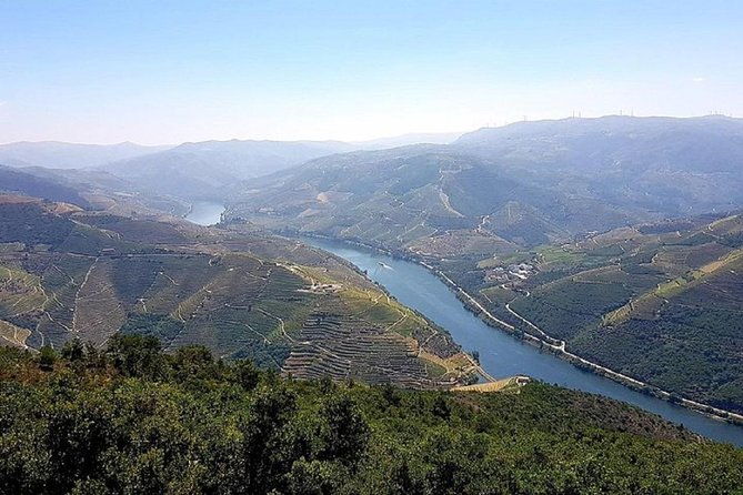 douro-valley-private-tour-with-lunch-and-wine-estate-all-inclusive