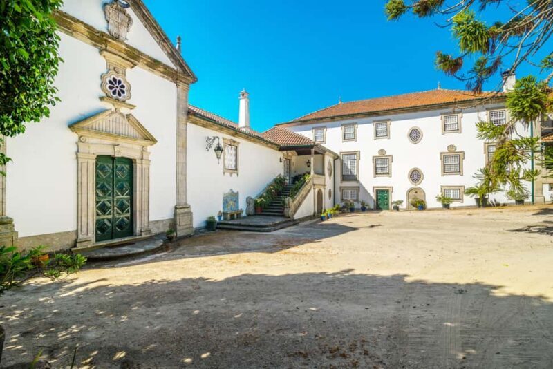 Douro Valley: Quinta Santa Júlia Tour, Wine Tasting & Lunch - Key Points