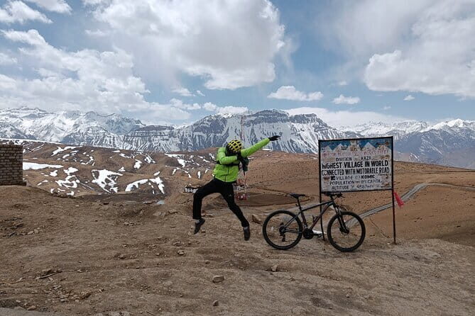 Downhill Mountain Biking Adventure at Komic - Why This Tour is Worth Considering