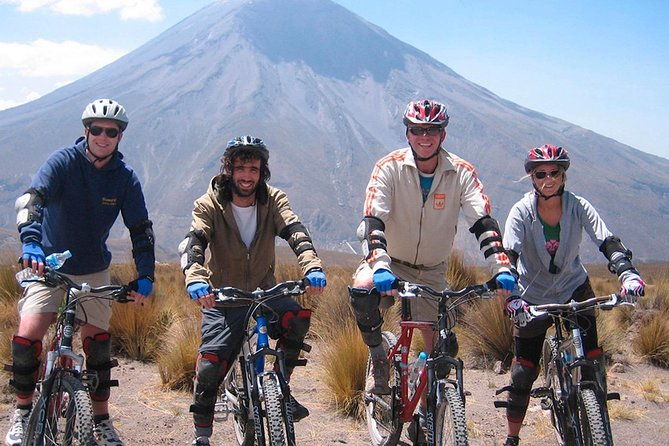 downhill-tour-mountain-bike-in-arequipa