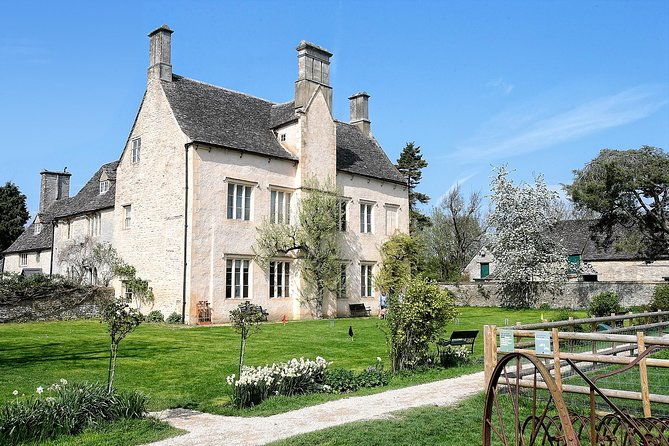 downton-abbey-and-highclere-castle-tour-from-london