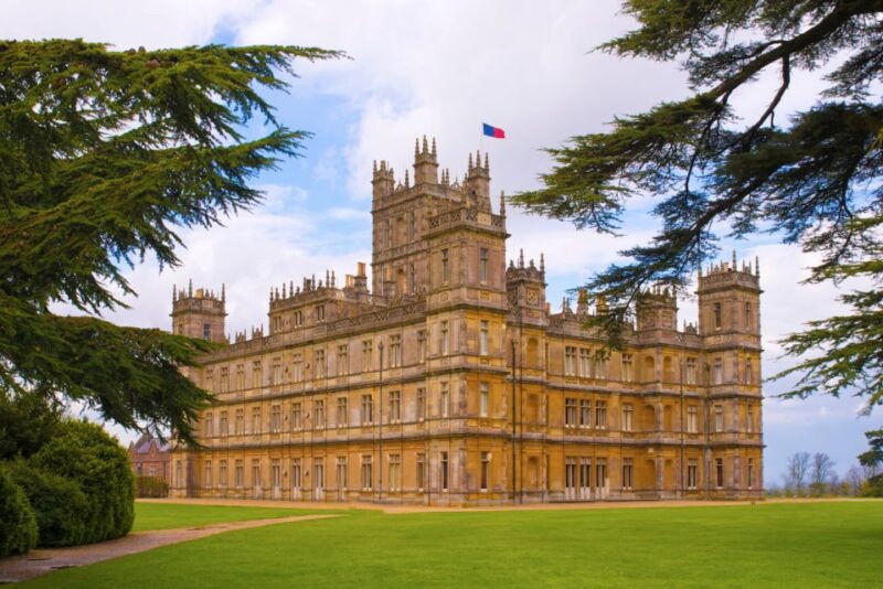 downton-abbey-filming-locations-highclere-castle-tour
