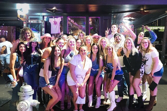 downtown-austin-vip-bar-club-crawl
