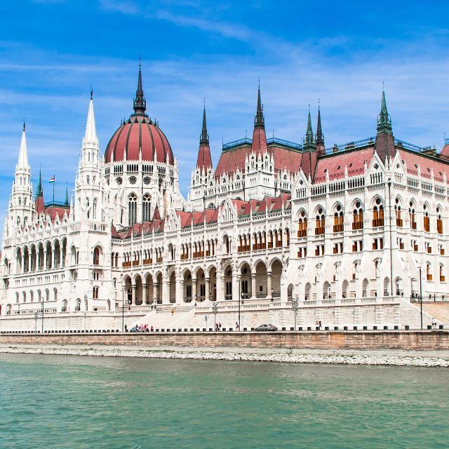 downtown-budapest-guided-segway-tour