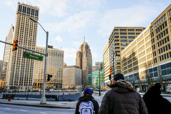 downtown-detroit-donut-and-pastry-adventure