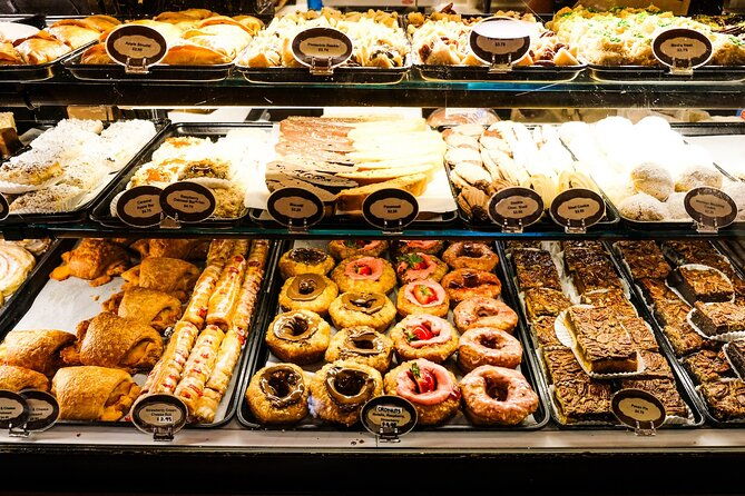 downtown-detroit-donut-and-pastry-adventure