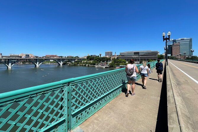 downtown-knoxville-hidden-tour-w-ice-cream-coffee-tennessee-river-gems