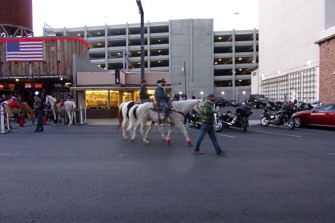 downtown-las-vegas-evening-tour-by-segway