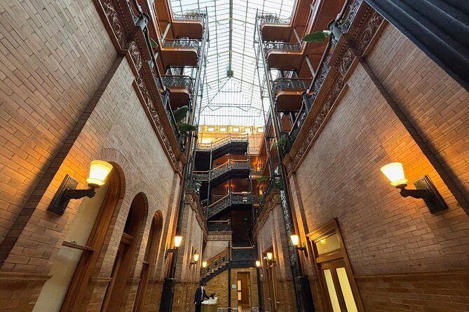 downtown-los-angeles-history-and-architecture-walking-tour