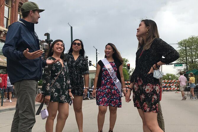 Downtown Nashville Sightseeing Walking Tour - John Seigenthaler Pedestrian Bridge & Downtown Views
