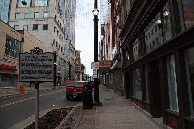 downtown-nashville-sightseeing-walking-tour