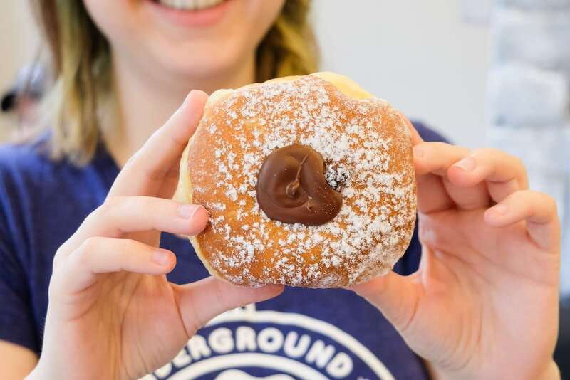 downtown-vancouver-donut-adventure-by-underground-donut-tour