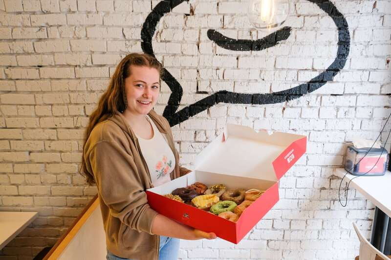 downtown-vancouver-donut-adventure-by-underground-donut-tour