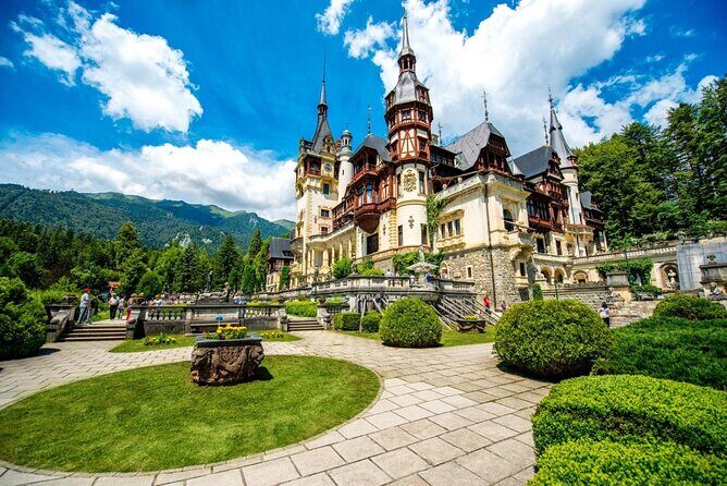 Dracula and Peles Castles Premium Tour with Hotel pick-up - Starting with the Scenic Prahova Valley