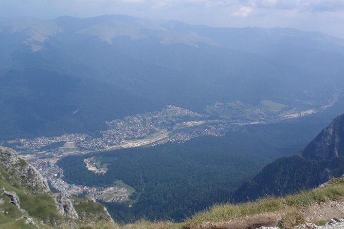 Dracula and Peles Castles Premium Tour with Hotel pick-up - Peles Castle: Romanian Royalty’s Glamorous Home