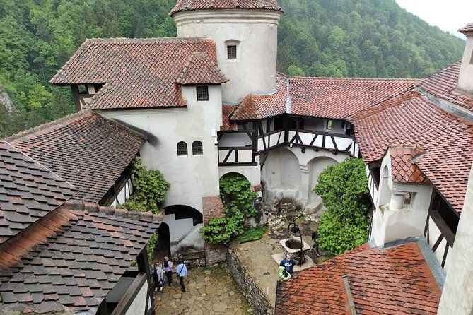 dracula-castle-peles-castle-brasov-private-tour-from-buchare